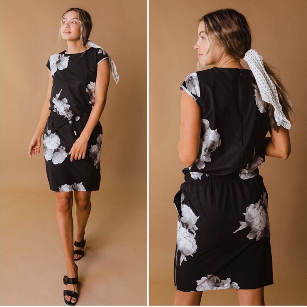LIKE NEW Albion Peonies Going Places Cap Sleeve Dress - RARE - Size S